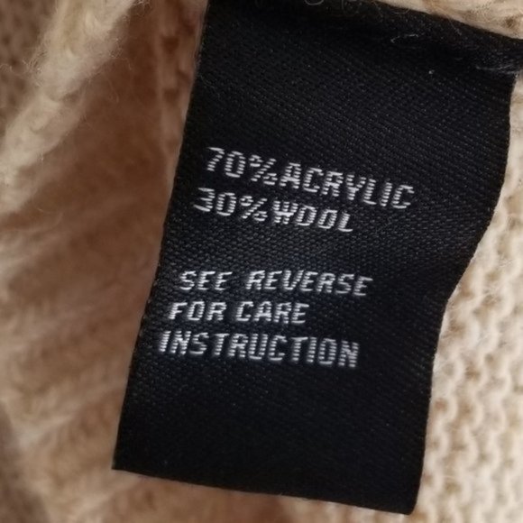 Cliche Wool Ruffle Cozy Sweater - Picture 5 of 8